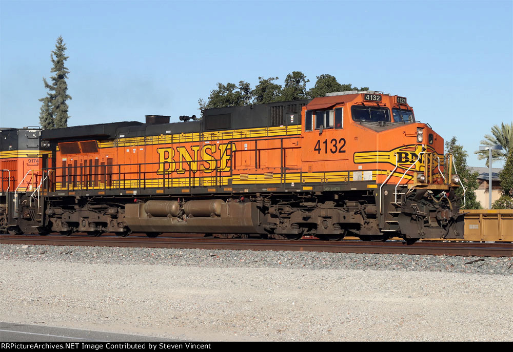 BNSF #4132